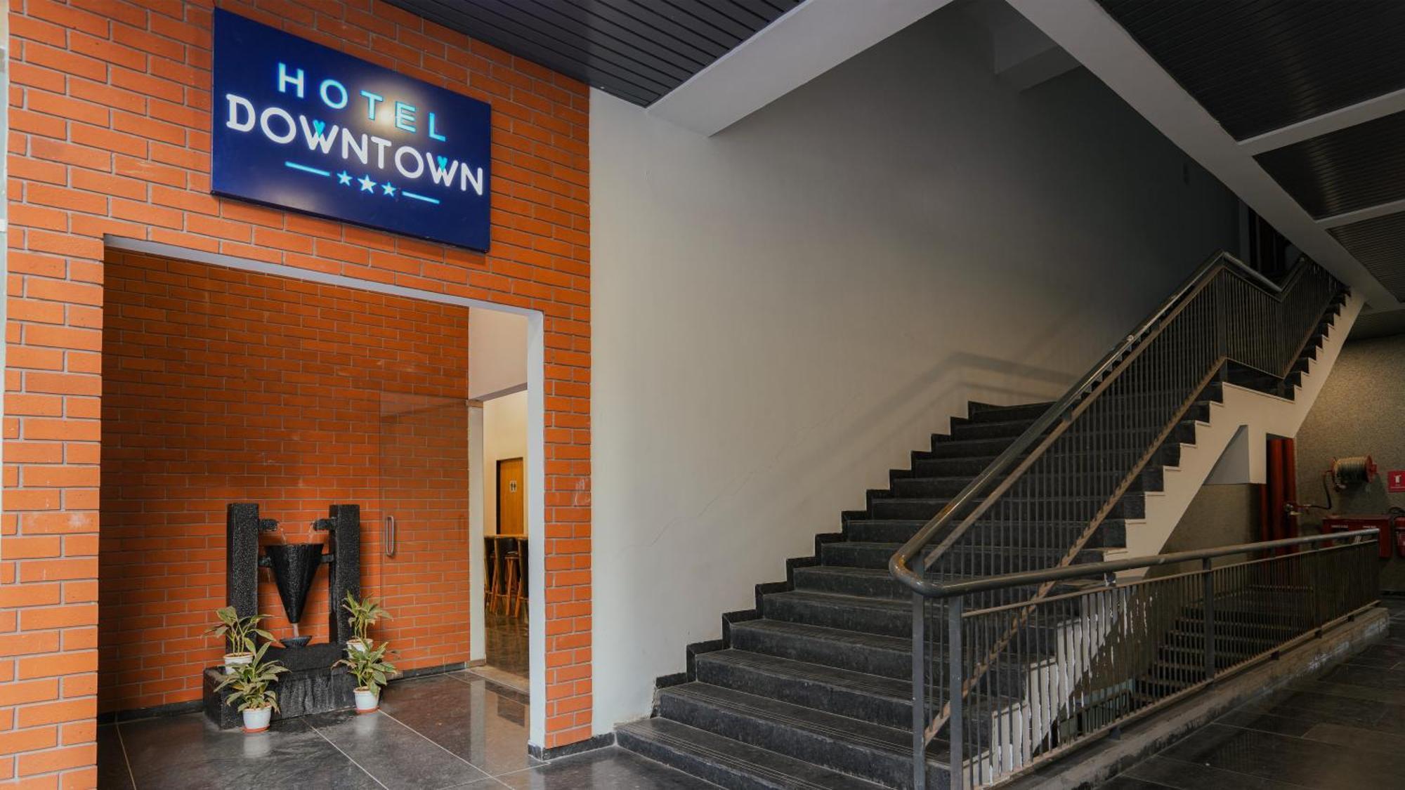 Hotel Downtown Gandhinagar Exterior photo